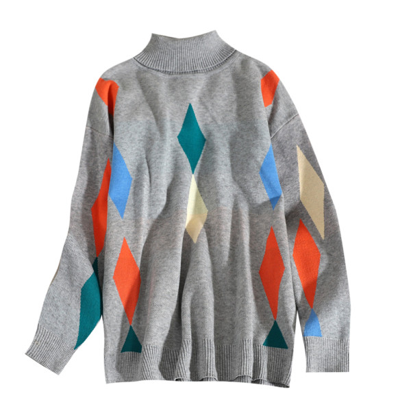 Alkalmi női pulóver magas gallérral és színes mintával szürke és fekete színben