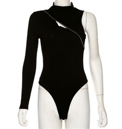 Női alkalmi body egy ujjal és ovális nyakkivágással, fekete színben