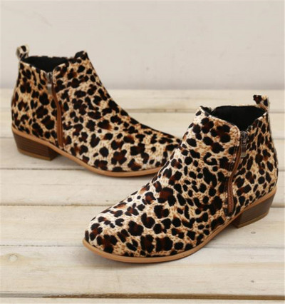 Καθημερινά μοντέρνα γυναικεία μποτάκια από οικολογικό δέρμα με φερμουάρ σε διάφορα χρώματα