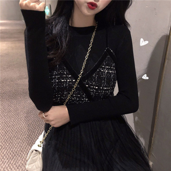 Rochie de dama cu bretele subtiri si tul in negru