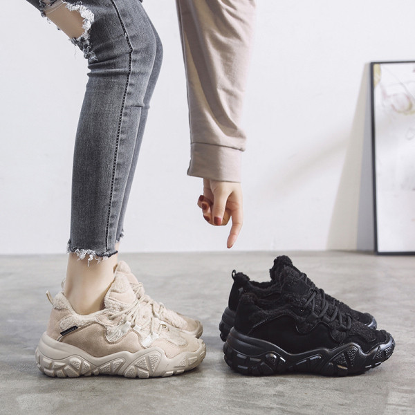 Γυναικεία casual αθλητικά παπούτσια με μαλακή σόλα σε μπλε και μαύρο χρώμα