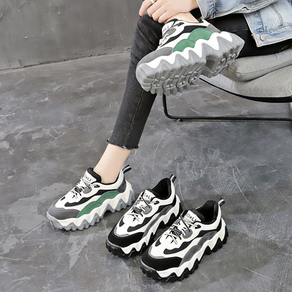 Γυναικεία αθλητικά καθημερινά παπούτσια με χοντρύ σόλα σε δύο χρώματα