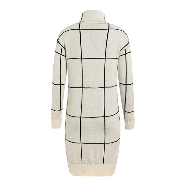 Alkalmi női kötött ruha magas gallérral, fekete-fehér színben