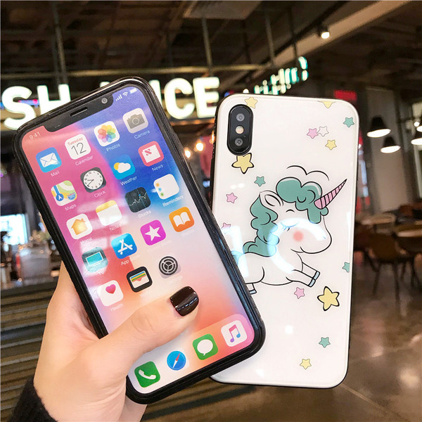 Iphone X / XS tok egyszarvúval, rózsaszín és zöld színben