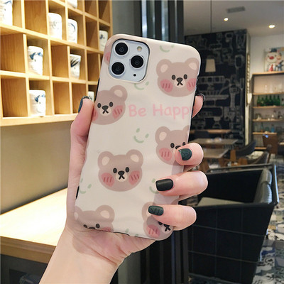 Husa din silicon pentru Iphone 11 Pro Max cu un ursuleț și inscripția Be Happy