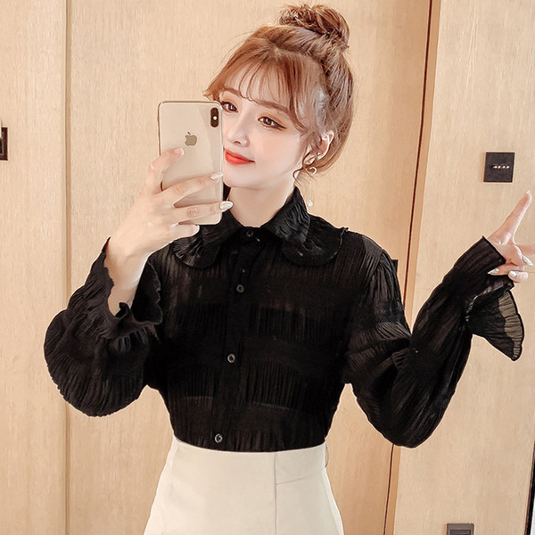 Cămașă plisată de damă în alb și negru, cu mâneci lungi