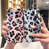 НОВ калъф за Iphone 11 Pro Max с леопардов принт + държач