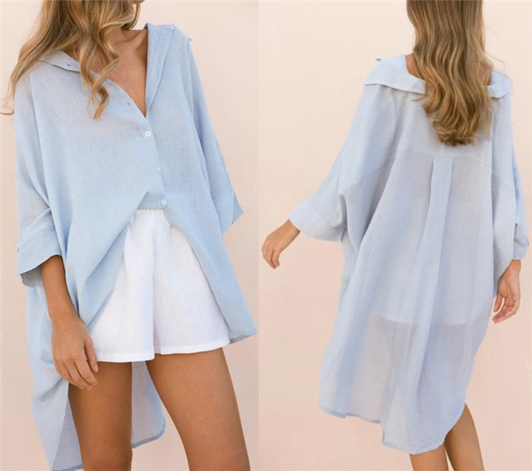 Aszimmetrikus női pólómodell fekete, kék és fehér színekben