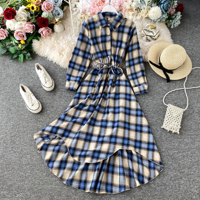 Modern női aszimmetrikus ruha gombokkal és nyakkendőkkel három színben