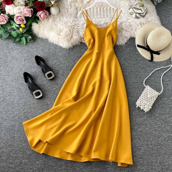 Κομψό γυναικείο μακρύ φόρεμα με λεπτές λωρίδες  σε διάφορα χρώματα