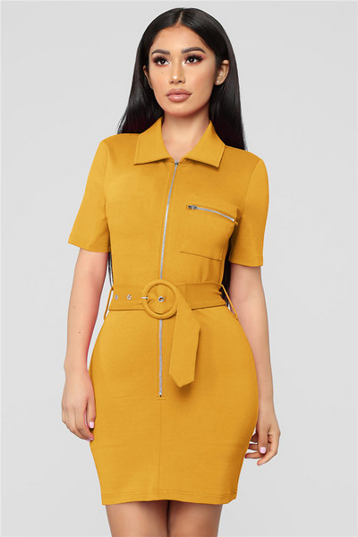 Női alkalmi ruha derékban övvel, cipzárral több színben