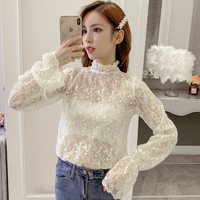 Női csipkeblúz két színben, magas gallérral és hosszú ujjal