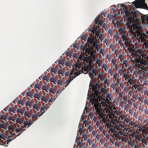 Γυναικεία casual μπλούζα με μακριά μανίκια και χρωματιστό μοτίβο 