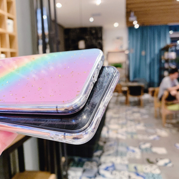 Szilikon színű szivárvány tok Iphone 11 Pro Max készülékhez