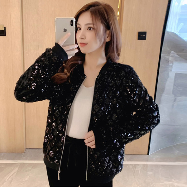 Μοντέρνο μαύρο γυναικείο φούτερ με πούλιες και φερμουάρ