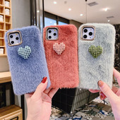 Alsó borító 3D szívelemmel Iphone 11 Pro Max kék, zöld és piros színekben