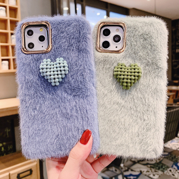 Alsó borító 3D szívelemmel Iphone 11 Pro Max kék, zöld és piros színekben