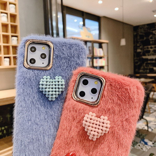 Alsó borító 3D szívelemmel Iphone 11 Pro Max kék, zöld és piros színekben