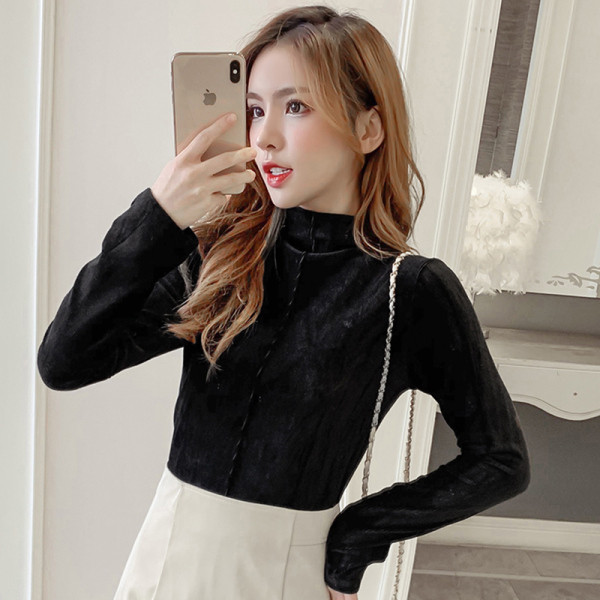 Μοντέρνα βελούδινη μπλούζα σε τρία χρώματα με  γιακά και μακρύ μανίκι