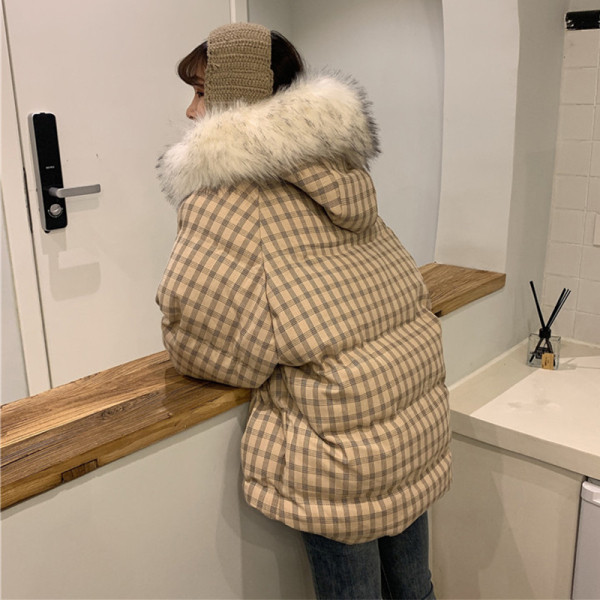 Kockás téli kabát cipzárral és kapucnival pehelyes