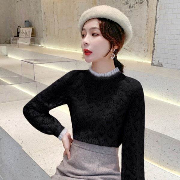 Γυναικεία  μπλούζα με δαντέλα σε λευκό, ροζ και μαύρο χρώμα