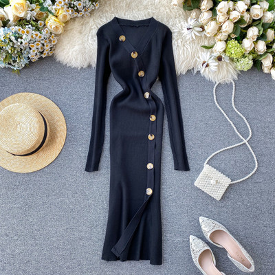 Modern női hosszú kötött ruha kék és fekete gombokkal