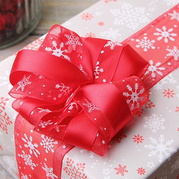 23μ ρολό μεταξιού σε κόκκινο και λευκό με νιφάδες χιονιού κατάλληλο για χριστουγεννιάτικη διακόσμηση και διακόσμηση για δώρα