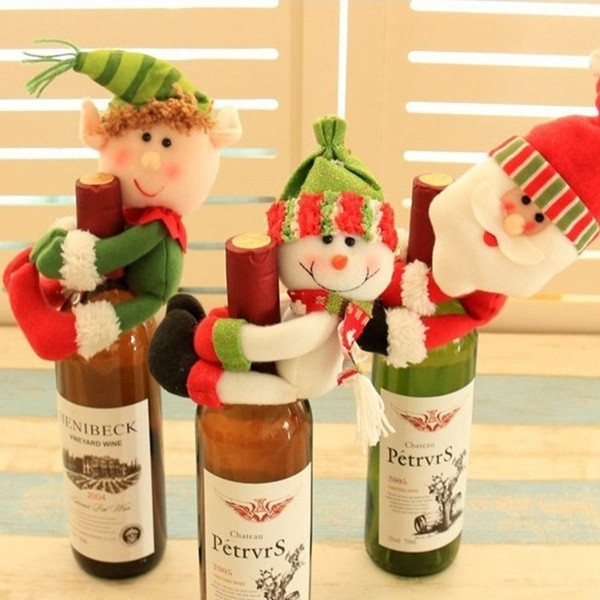 Плюшена коледна играчка за декорация на бутилка в три модела - Дядо Коледа, снежен човек и елф