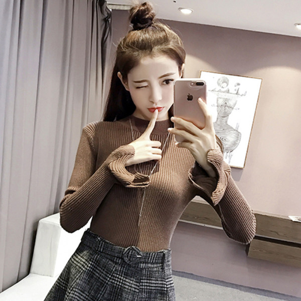 Μοντέρνα Slim Lady μπλούζα σε τέσσερα χρώματα με μακριά μανίκια