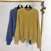 Bolyhos aszimmetrikus női pulóver sárga és kék színben