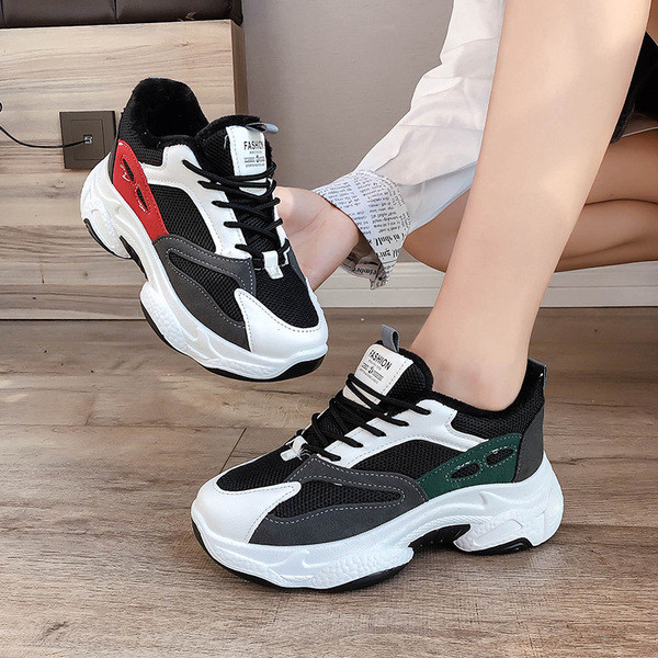 Καθημερινά γυναικεία αθλητικά παπούτσια με κορδόνια και χοντρύ σόλα σε δύο χρώματα