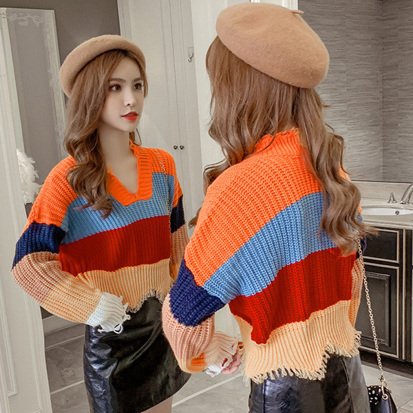 Πολύχρωμο μοντέλο γυναικείο πουλόβερ  με V-λαιμόκοψη