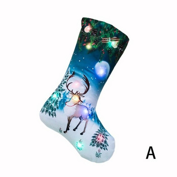 Коледен чорап с LED светлини в четири цвята с апликация на Дядо Коледа, снежен човек и елен