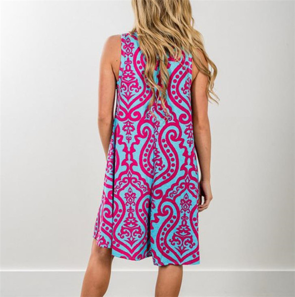 Γυναικείο καλοκαιρινό φόρεμα  με στρογγυλό λαιμόκοψη σε διάφορα χρώματα