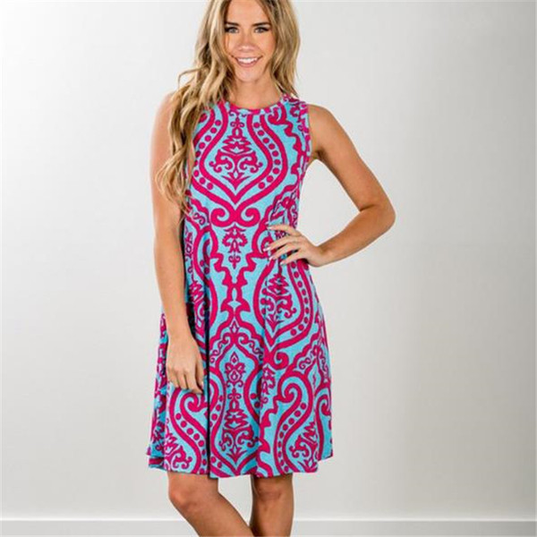 Γυναικείο καλοκαιρινό φόρεμα  με στρογγυλό λαιμόκοψη σε διάφορα χρώματα