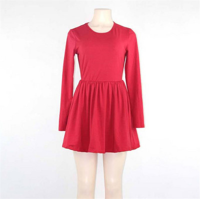 Modern női ruha modell hosszú ujjú fekete és piros színben