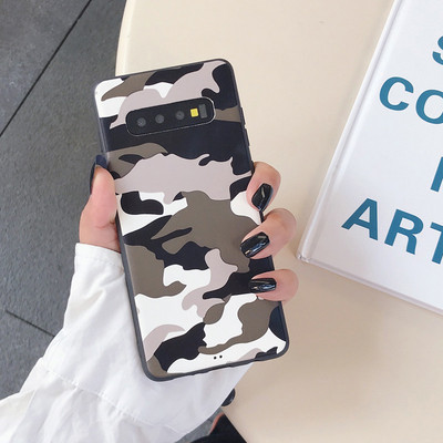 Husă pentru Samsung S10+ cu model de camuflaj în maro și gri