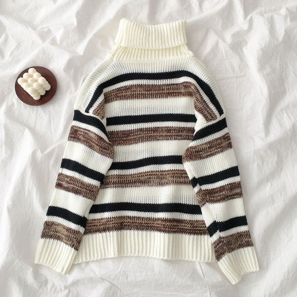 Ριγέ γυναικείο πουλόβερ σε δύο χρώματα με ψηλό γιακά και μακρύ μανίκι