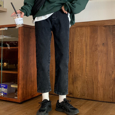 Női farmer nadrág magas derekú egyenes modellel, kék színben