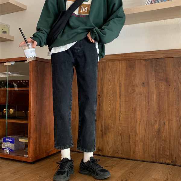 Női farmer nadrág magas derekú egyenes modellel, kék színben