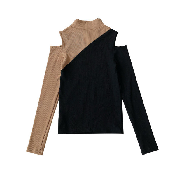 Μοντέρνα γυναικεία μπλούζα σε τρία χρώματα με γυμνά ώμοι και μακριά μανίκια