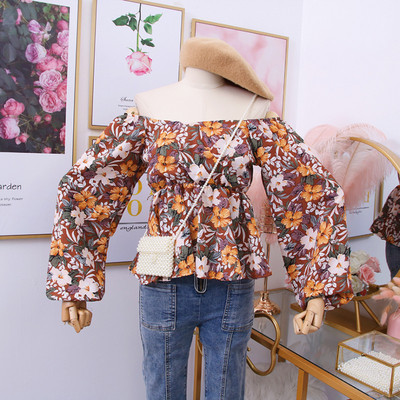 Μοντέρνα γυναικεία μπλούζα με floral μοτίβα και γυμνά ώμους - σε διάφορα χρώματα