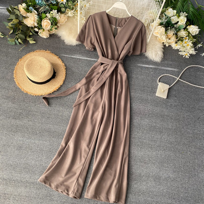 Γυναικεία μακρύ ολόσωμη φόρμα με κοντό μανίκι και V-λαιμόκοψη