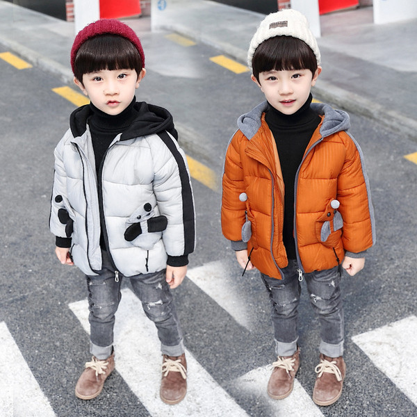 Geaca moderna pentru copii in trei culori cu elemente 3D pentru baieti