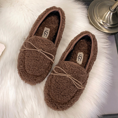 Női alkalmi pehelypapucs lapos talppal, fehér, fekete, barna és bézs színben