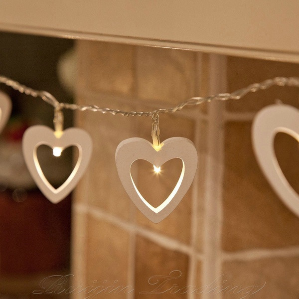 Luminițe de Crăciun cu lungimea de 2,2 metri în formă de inimioare de lemn cu lumini LED în alb