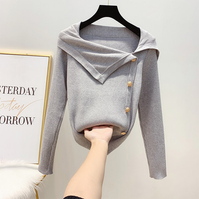 Divatos női pulóver vékony kötésből, gombokkal