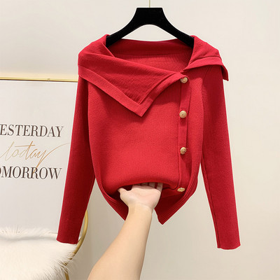 Divatos női pulóver vékony kötésből, gombokkal