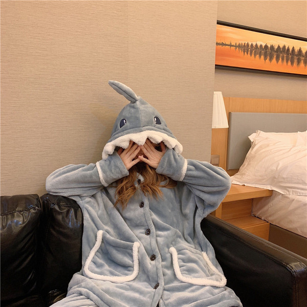 Γυναικεία πιτζάμα σε μπλε χρώμα με μακριά μανίκια