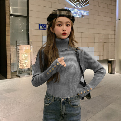 Μοντέρνο γυναικείο πουλόβερ σε διάφορα χρώματα με κουμπιά